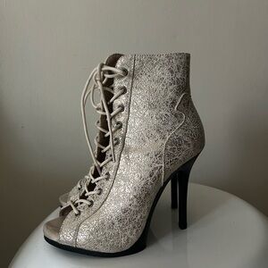 Professional high Heels for a dance class